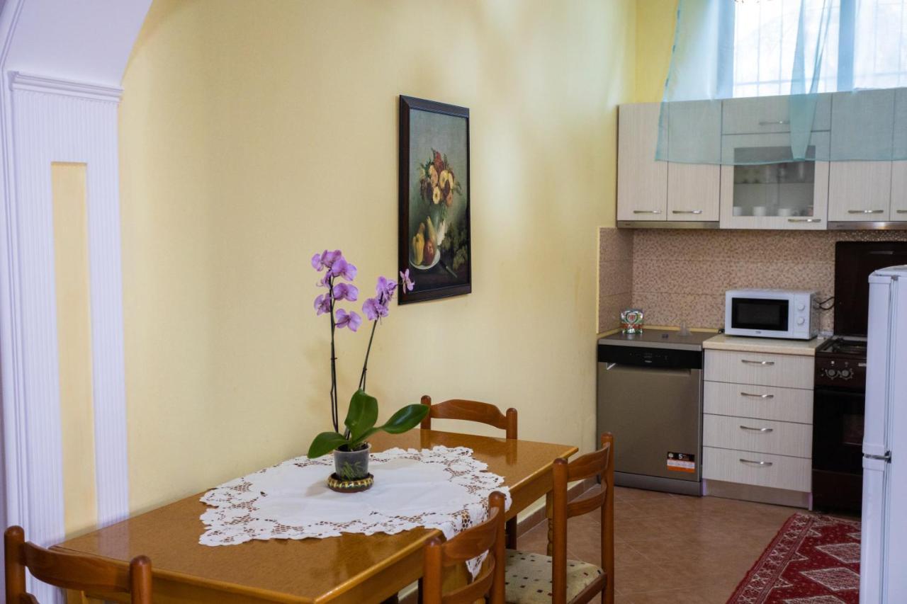 Vila Aulona Vlorë 외부 사진