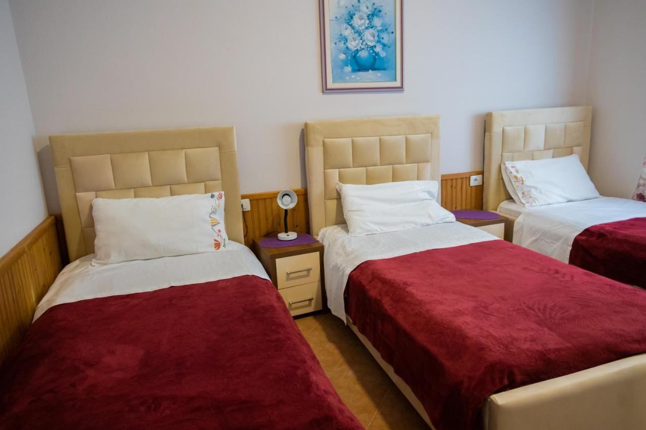 Vila Aulona Vlorë 외부 사진